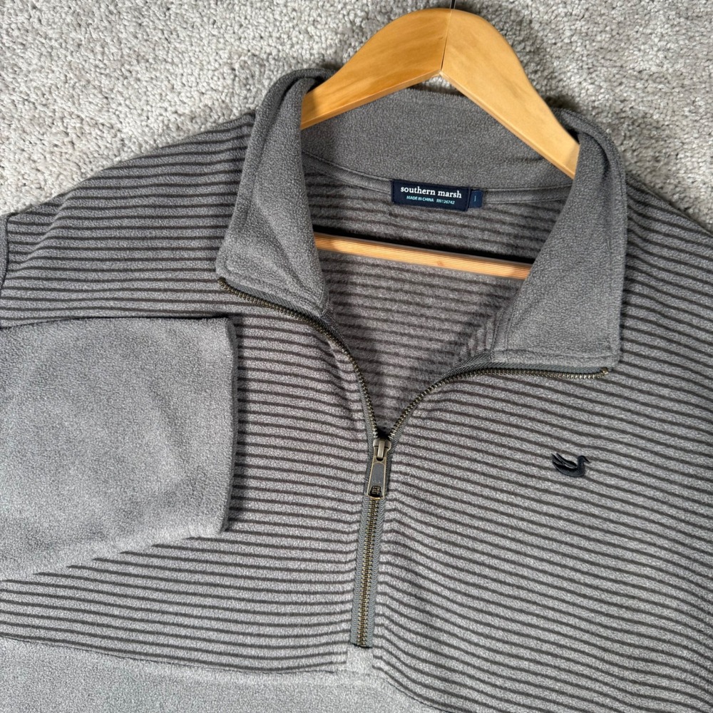 Southern Marsh Men's Large Grey Striped Fleece 1/4 Zip‎ Pullover Sweater
